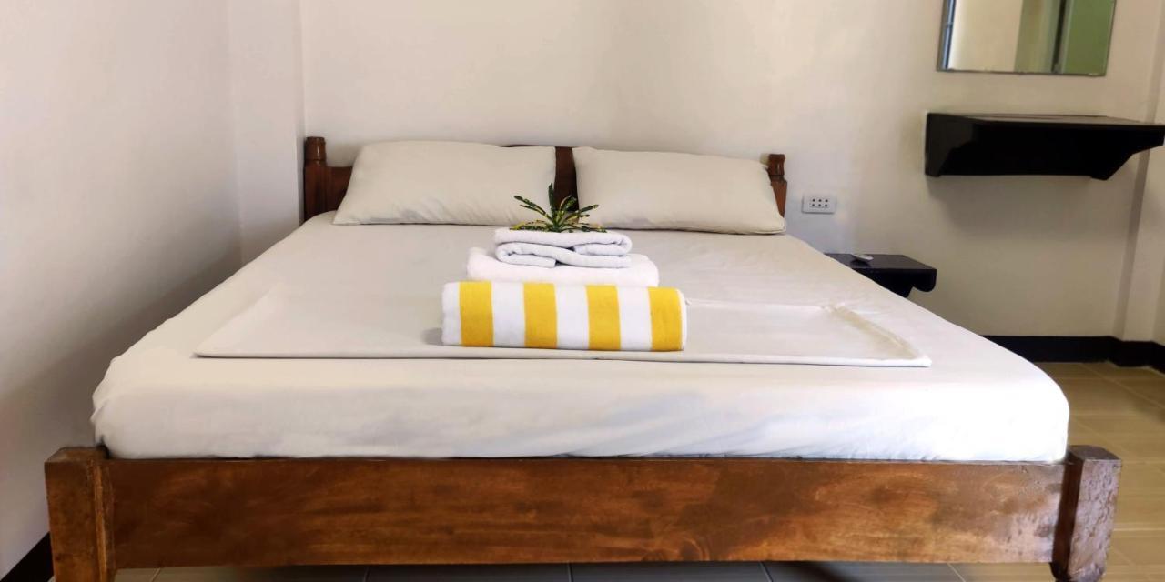 Digital Nomad Place - City Center Coron Extérieur photo